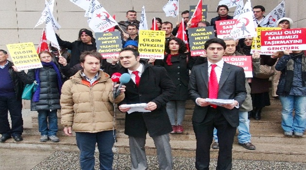 Akil İnsanlar'ı hem tehdit hem şikayet ettiler