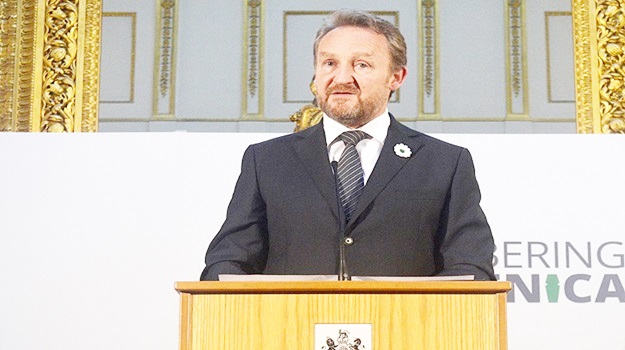 Srebrenitsa gibi soykırımlar sürüyor