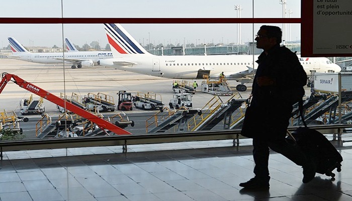 Paris havaalanında Ebola taraması başladı