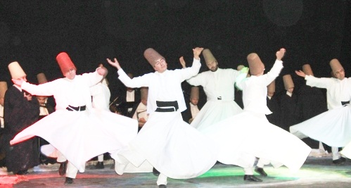 Torunu, Sivas'ta Hz. Mevlana'yı anlattı