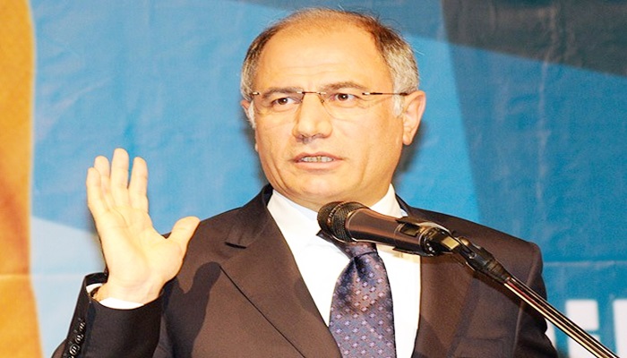 Bu millet tarih yazarken badireleri vakarla aştı