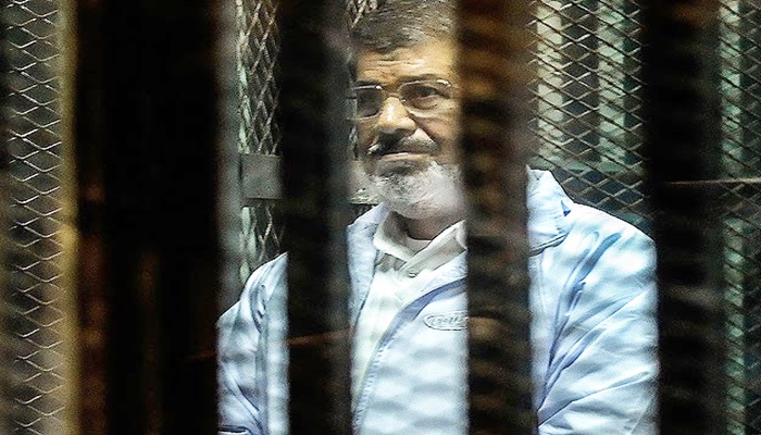 Mursi'nin duruşması erteledi