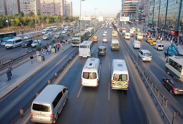 Büyükşehirlerde otopark sorunu tarihe karışacak