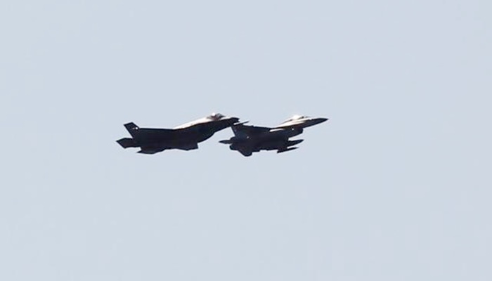 F-35'ler Hollanda'da test uçuşu yaptı