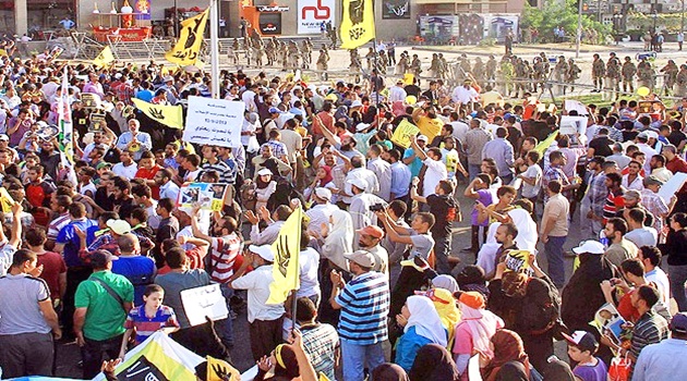 99 gündür darbeye direniyorlar