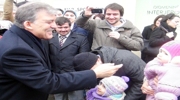 Cumhurbaşkanı Gül, İslam Kültür ve Eğitim Merkezi'nin açılışını yaptı