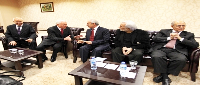 Ahmet Necdet Sezer ile Kılıçdaroğlu birlikte tiyatro izledi