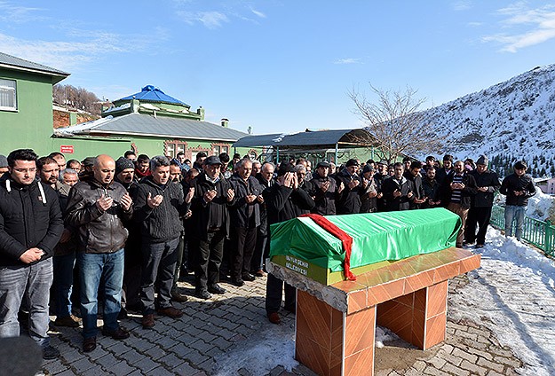Çığda hayatını kaybeden Arslan toprağa verildi