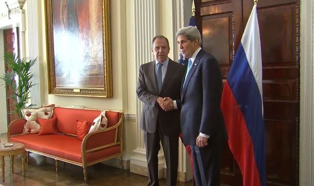 Lavrov ve Kerry'nin zorlu diplomasi trafiği