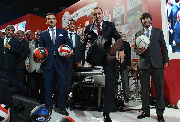 213 spor tesisinin açılışı yapıldı