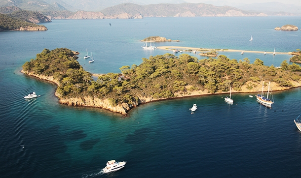 Göcek'in saklı kalmış koyları havadan görülebilecek