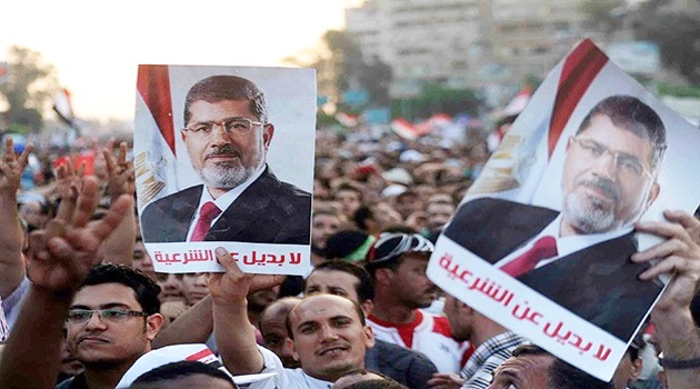 Mısır'da Mursi'ye destek gösterileri sürüyor