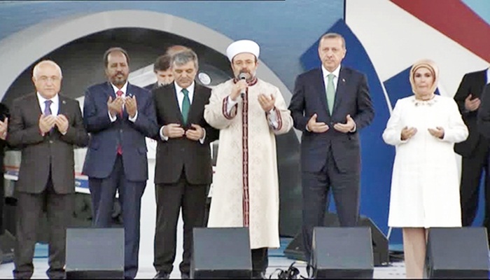 Asrın projesi Marmaray dualarla açıldı