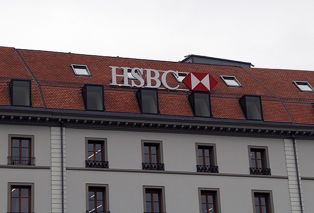 HSBC'nin İsviçre şubelerine polis baskını