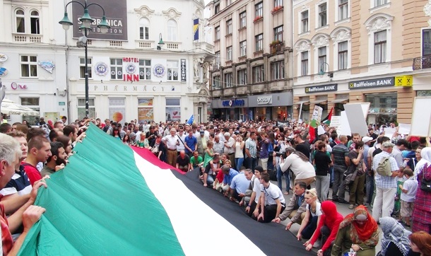 İsrail'in katliamı Bosna'da protesto edildi