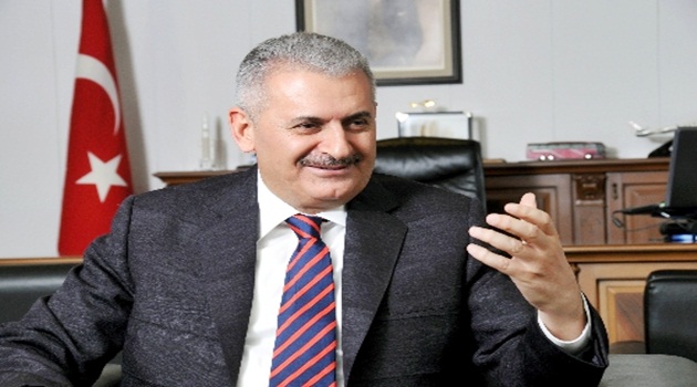 Bakan Binali Yıldırım: Hava ulaşımı rekora koşuyor
