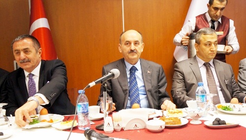 Müezzinoğlu: Diyanet, anne sütü bankasında dinen sakınca olmadığını bildirdi