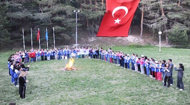 Altındağlı gençler, yaylada yaz kampına girdi