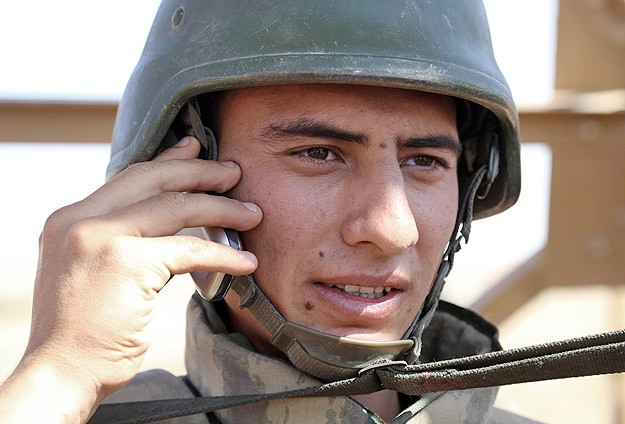 Askere cep telefonu serbest olacak