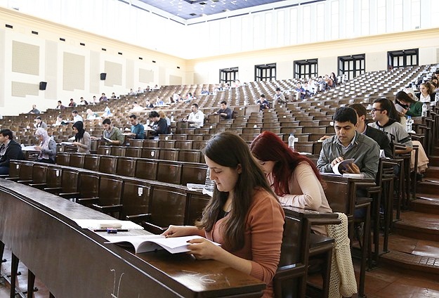 Sınav sorularının yüzde 20'si erişime açıldı