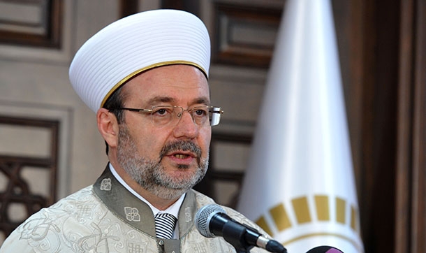 Görmez'den gençlere: Sizler örnekliği bizde değil, İslam Peygamberi'nde arayın