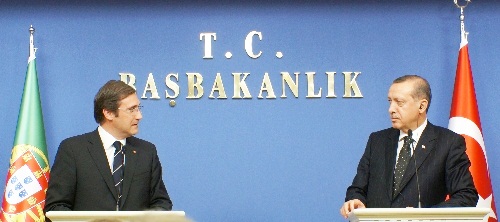 Başbakan Erdoğan: İran genelkurmay başkanını