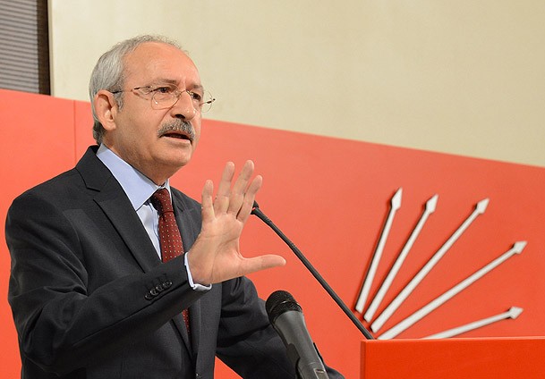 Türkiye tek sesli bir rejime sürüklenmekte