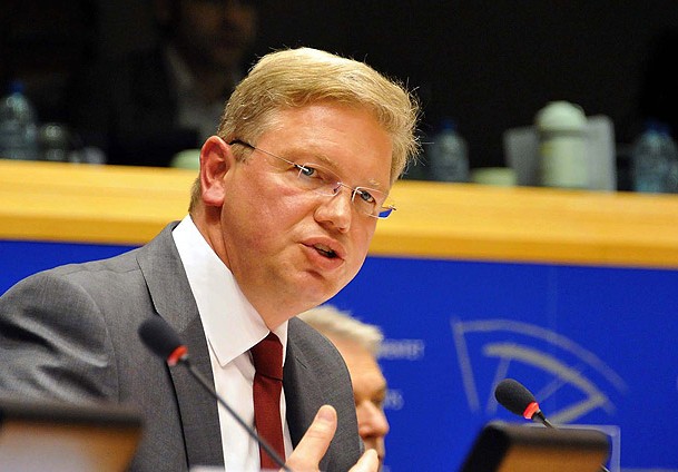 Türkiye'yi engelleyenleri uyardı