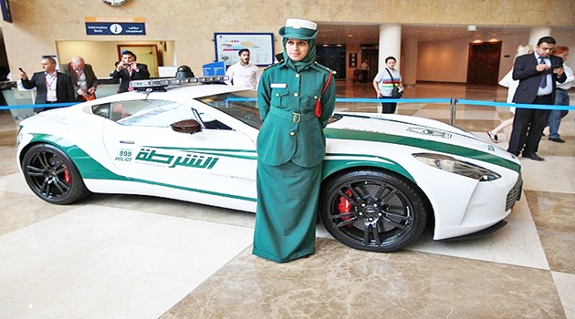 Dubai polisinin garajı lüks otomobil galerisine döndü