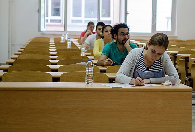 KPSS'de ilk gün