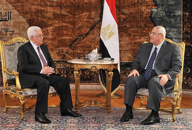 Abbas ile Mansur bir araya geldi