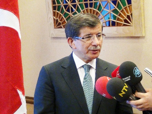 Davutoğlu: Bu toplantı çözüm yolunda bir başlangıç