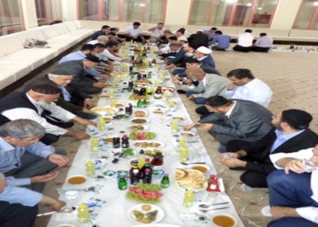 Siirt'in kanaat önderleri iftarda buluştu