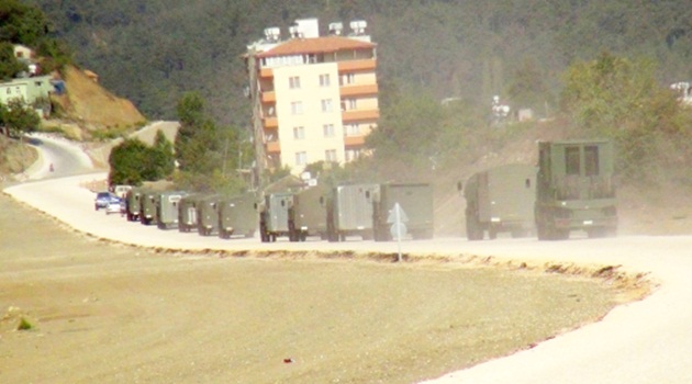 Askeri birlikler sınır hattına doğru hareket etti