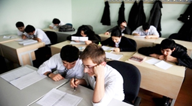 Normal liselerde derslik başına 44 öğrenci düşüyor