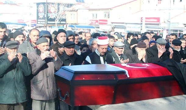 Belçika'da polisin vurduğu Kaya, toprağa verildi