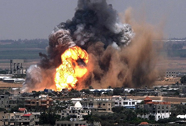 İsrail'den Gazze'ye hava saldırısı düzenledi