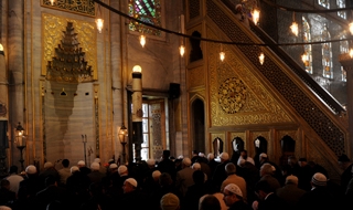 Maganda kurşununa karşı cuma namazında hutbe