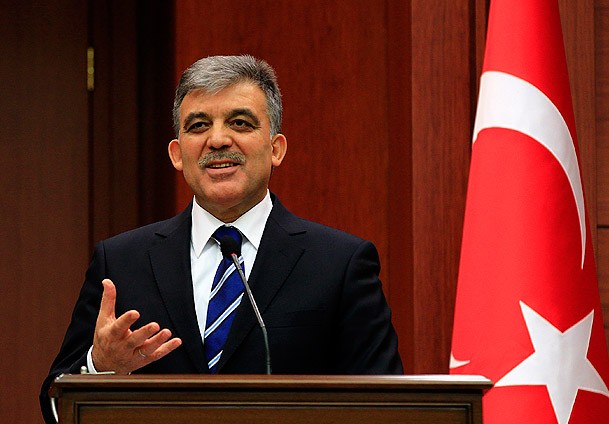 Yeni yıl mesajında yeni anayasa vurgusu