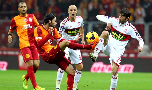 Galatasaray: 2 - Sivasspor: 1 (Maç sonucu)
