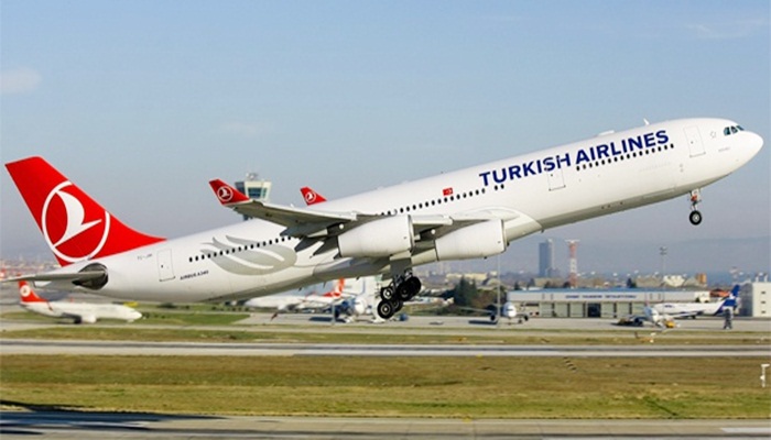 THY uçağı kuyruk sürttü