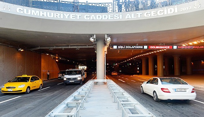 Taksim'de trafik yerin altında
