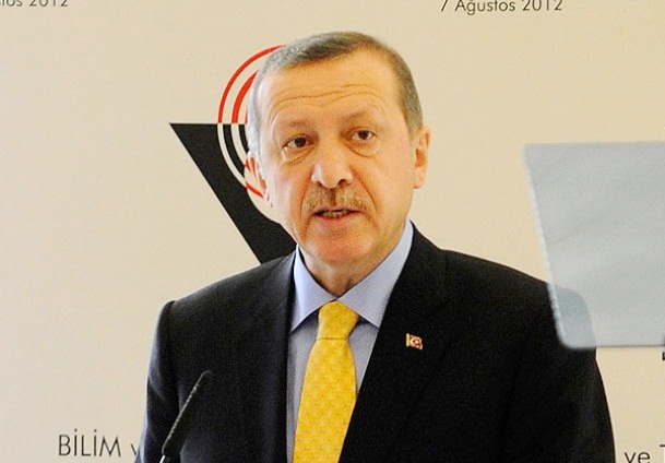 Başbakan Erdoğan: Eğitim sistemini yeniden yapılandırmak zorundayız