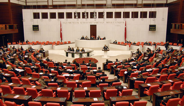 'Milletvekili yemini Kur'an üzerine olacak'