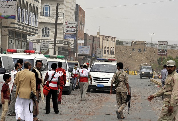 Yemen'de Halk Direniş Komiteleri savunmaya geçti