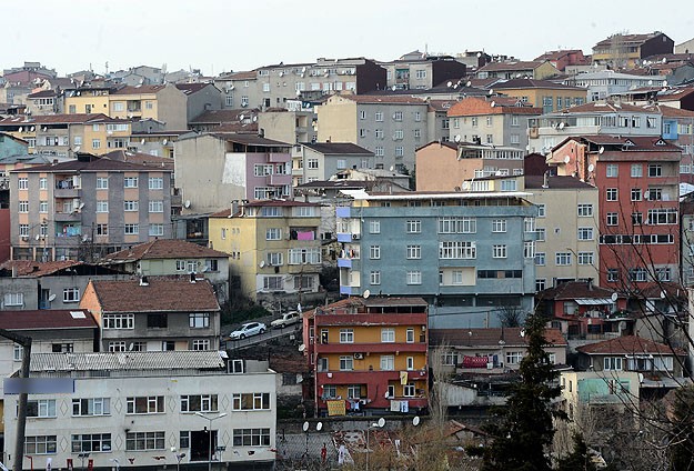 Nüfusun üçte ikisi deprem riskiyle yaşıyor