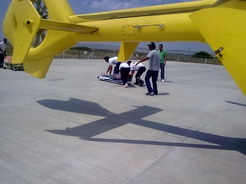 Zehirlenen orman işçisi hava ambulansla kurtarılmış