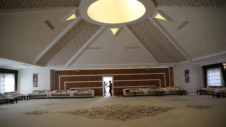 Üniversite yurdunda FETÖ'nün gizli odaları çıktı