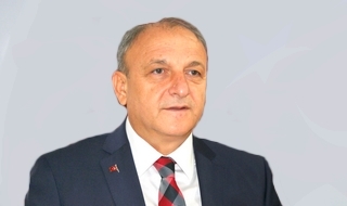 MHP, vekillerle ilgili düzenlemeden imzasını çekti