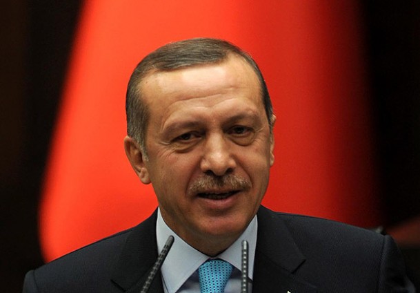 İşçi ve işveren temsilcileriyle görüşecek